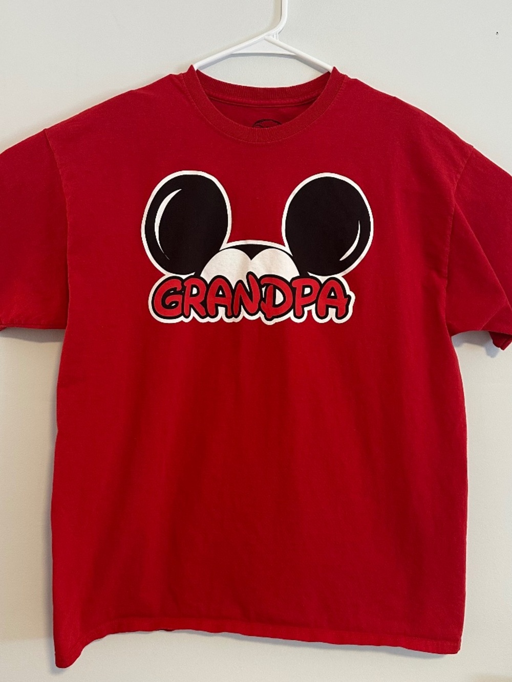 Grandpa Mickey Mouse Ears Disney Graphic Print T-Shirt Large Red Short Sleeve